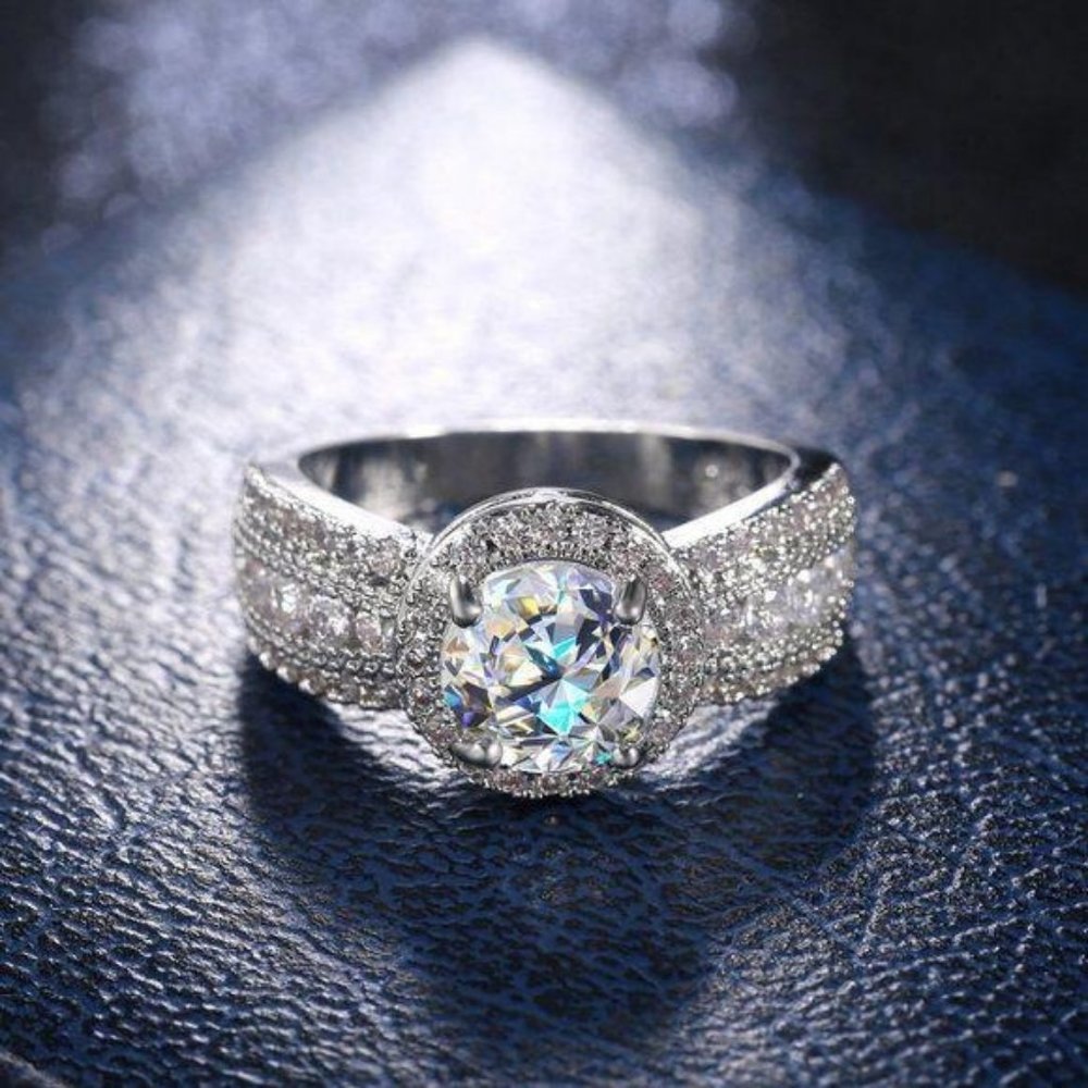 NEW 925 Sterling Silver Round Diamond Halo Ring - Picture 6 of 7